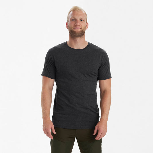 Basis 2-pack T-shirt - Adventure Green Melange - modell framifrån