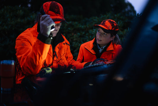 Orange, färgen som räddar liv i älgskogen