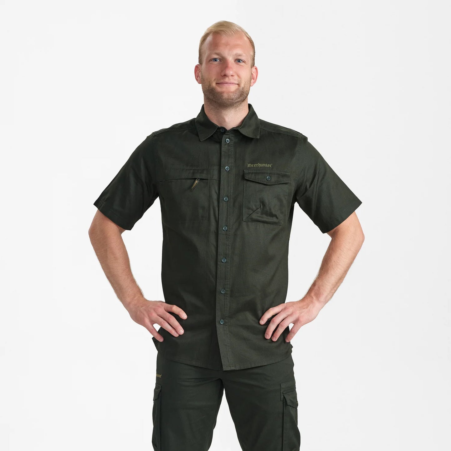 Atlas Kortärmad Skjorta - Timber - modell framifrån