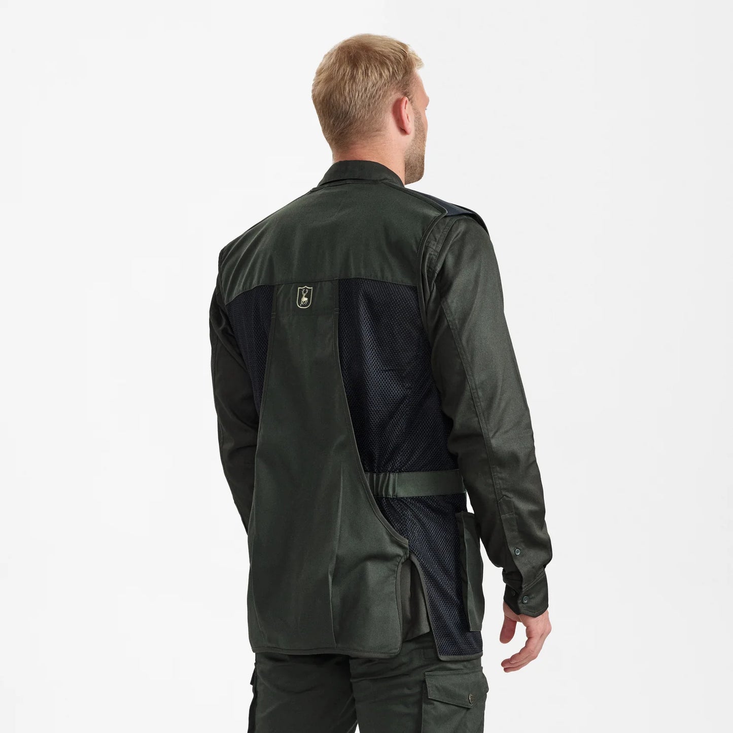 Atlas Mesh Skytteväst - Timber - modell bakifrån