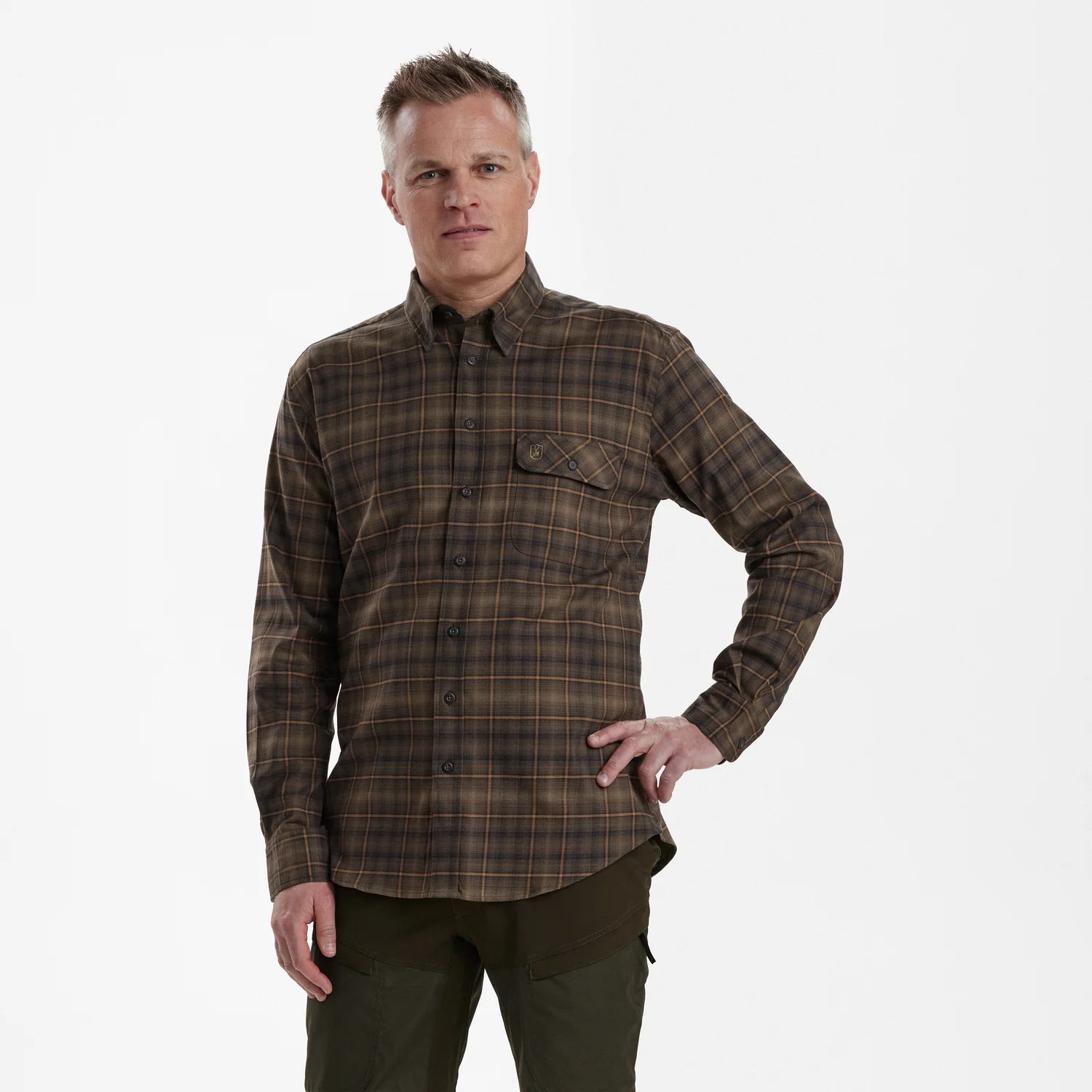 Erik skjorta - Green Check - modell framifrån