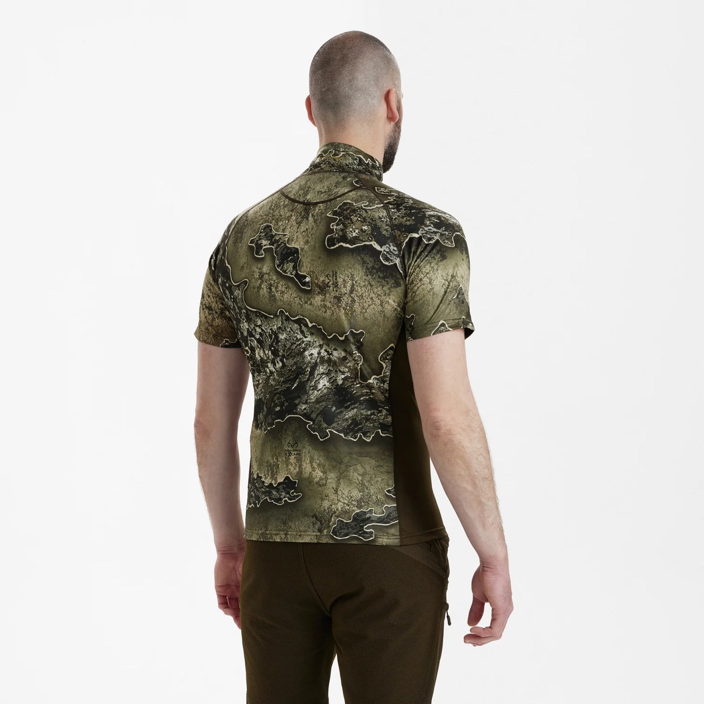 Excape Insulated T-shirt med dragkedja i halsen - REALTREE EXCAPE™ - modell bakifrån