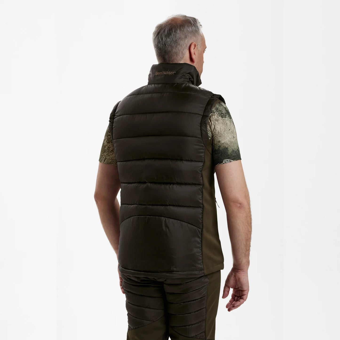 Excape Quilted Väst - Art Green - modell bakifrån