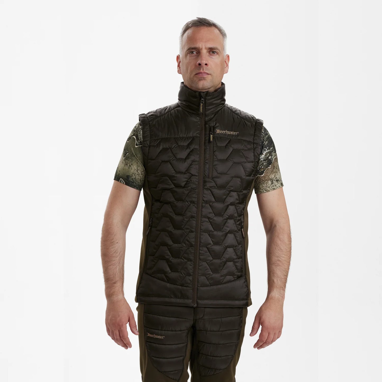 Excape Quilted Väst - Art Green - modell framifrån