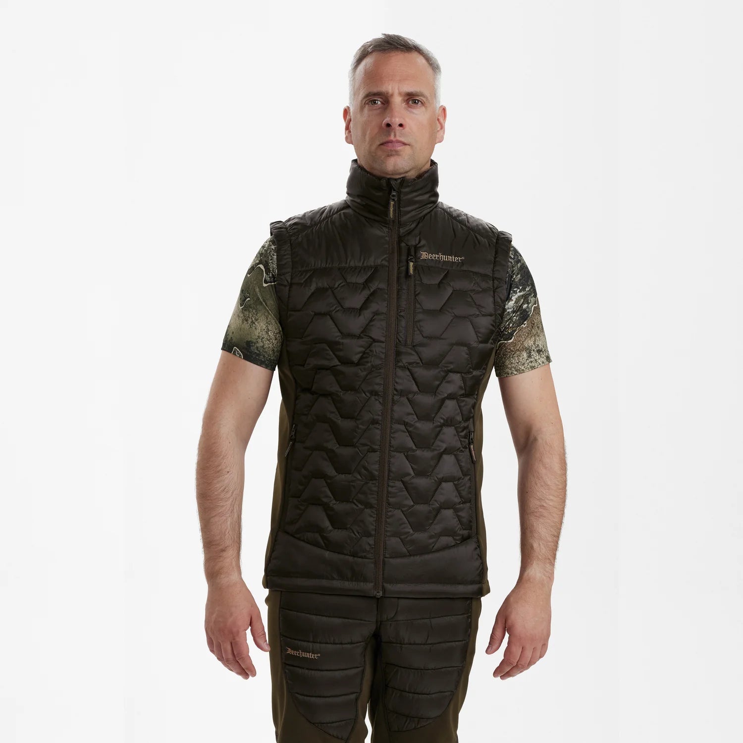 Excape Quilted Väst - Art Green - modell framifrån