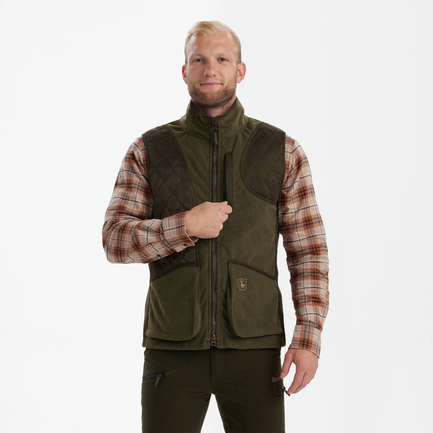Gamekeeper Skjutväst - Graphite Green Melange - modell framifrån