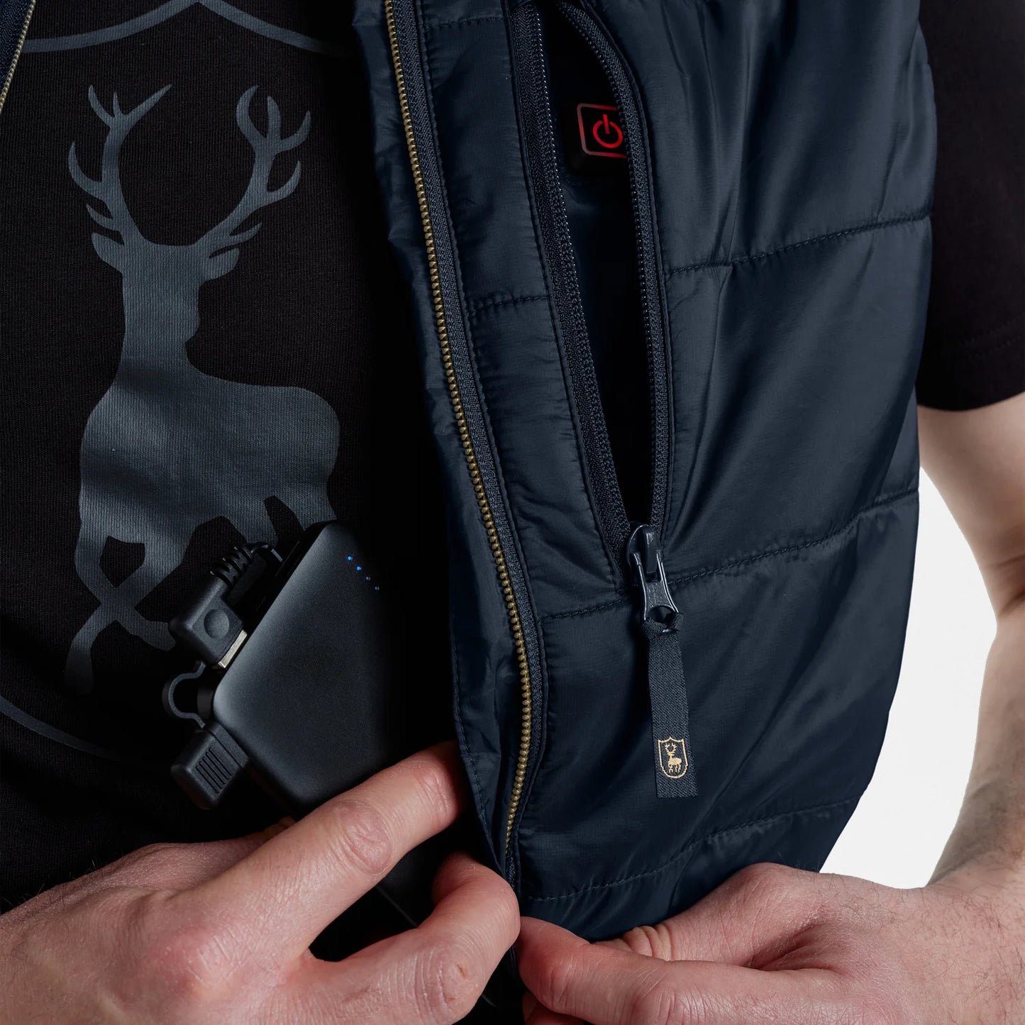 Heat Vadderad väst - Dark Blue - modell detalj