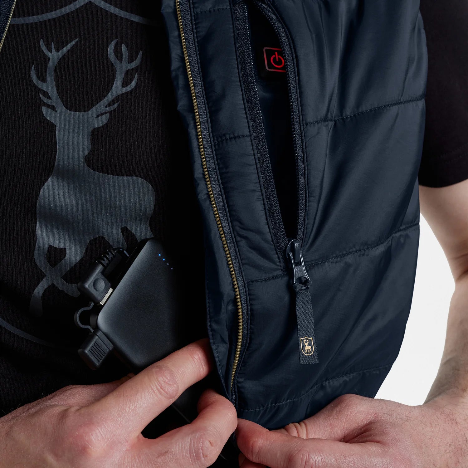 Heat Vadderad väst - Dark Blue - modell detalj