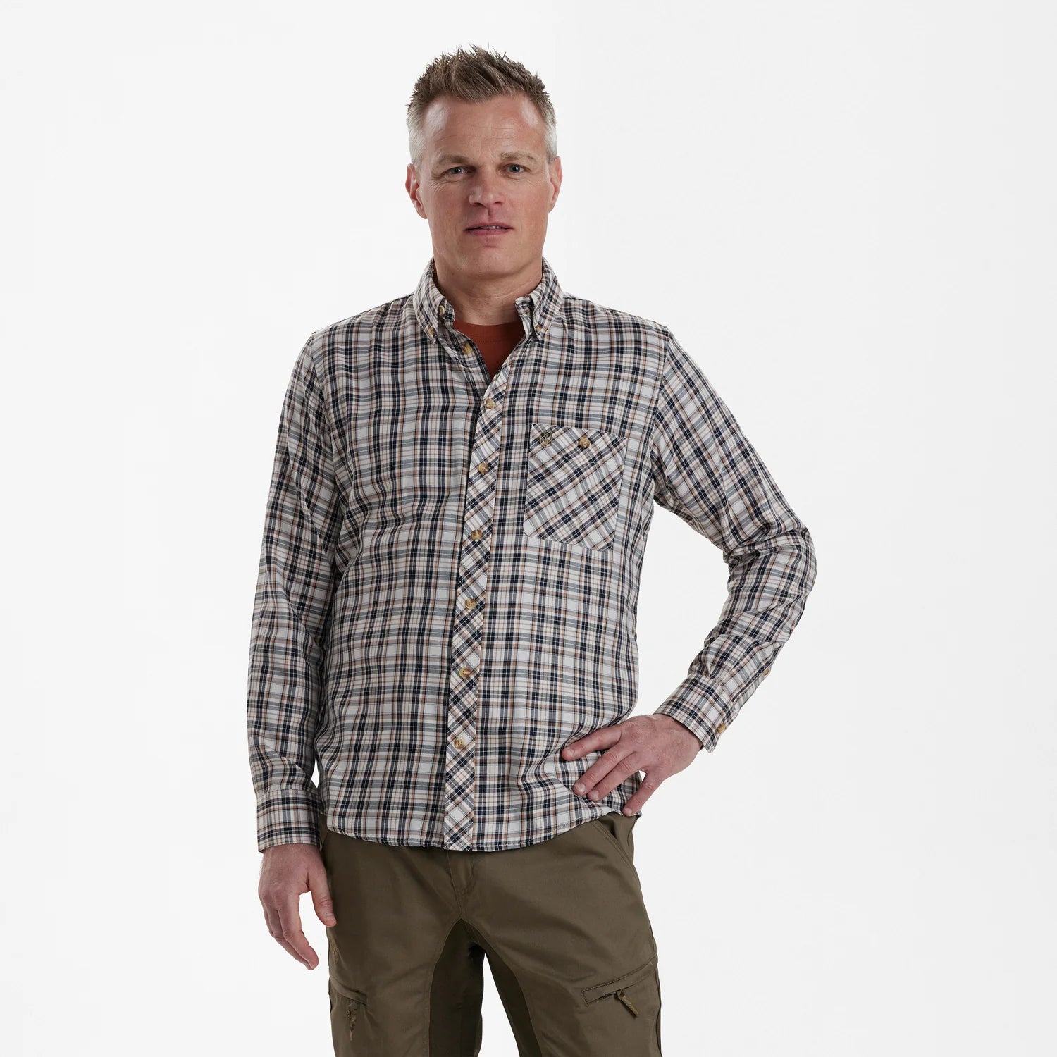 Jose Skjorta - Blue Check - modell framifrån