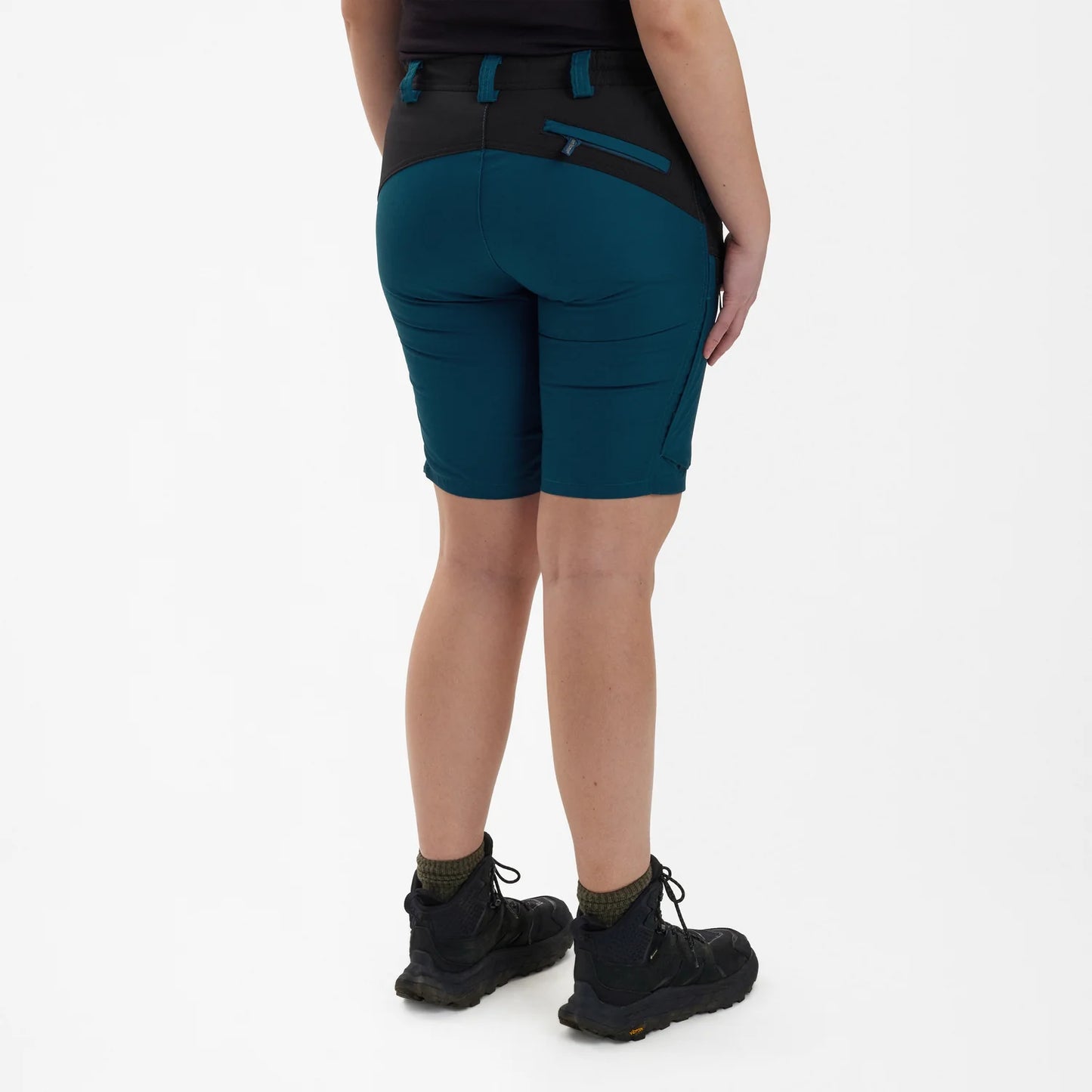 Lady Ann Shorts - Pacific Blue - modell bakifrån