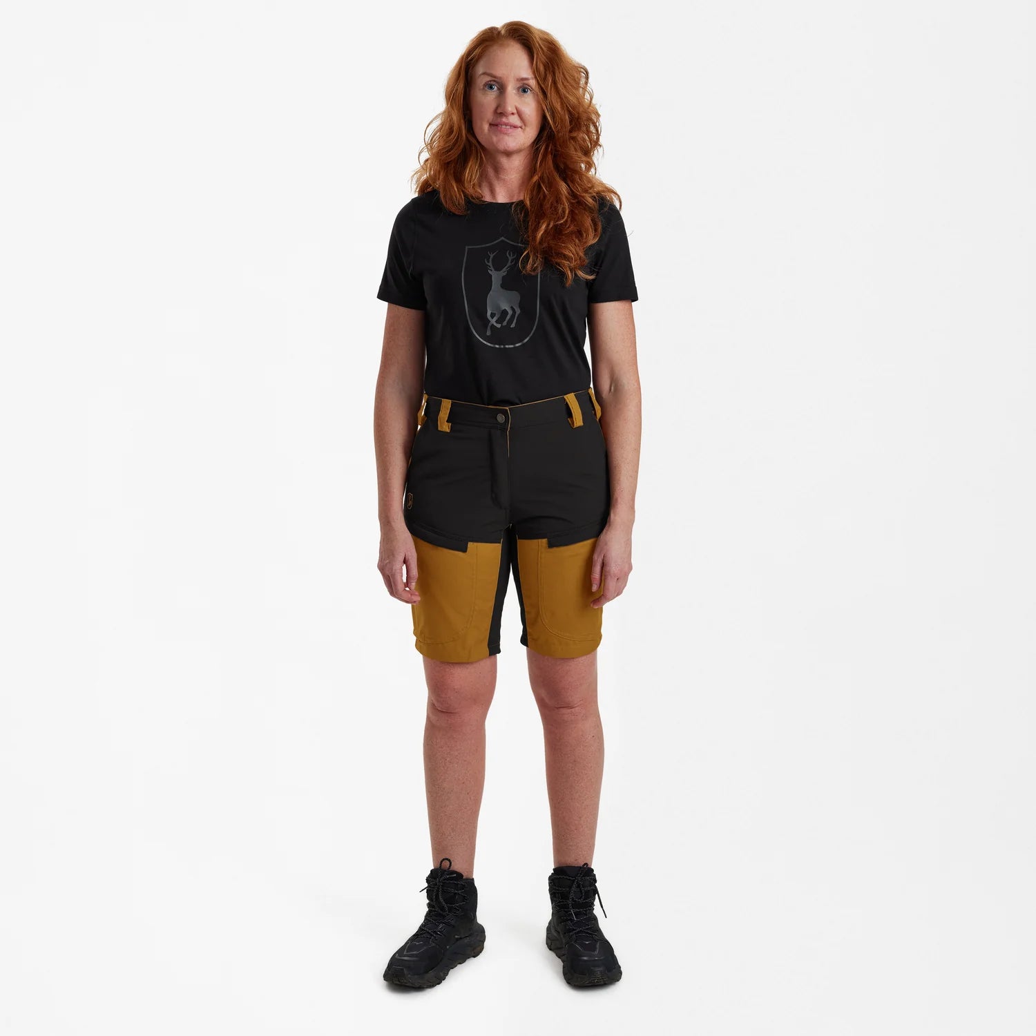Lady Ann Shorts - Bronze - modell framifrån