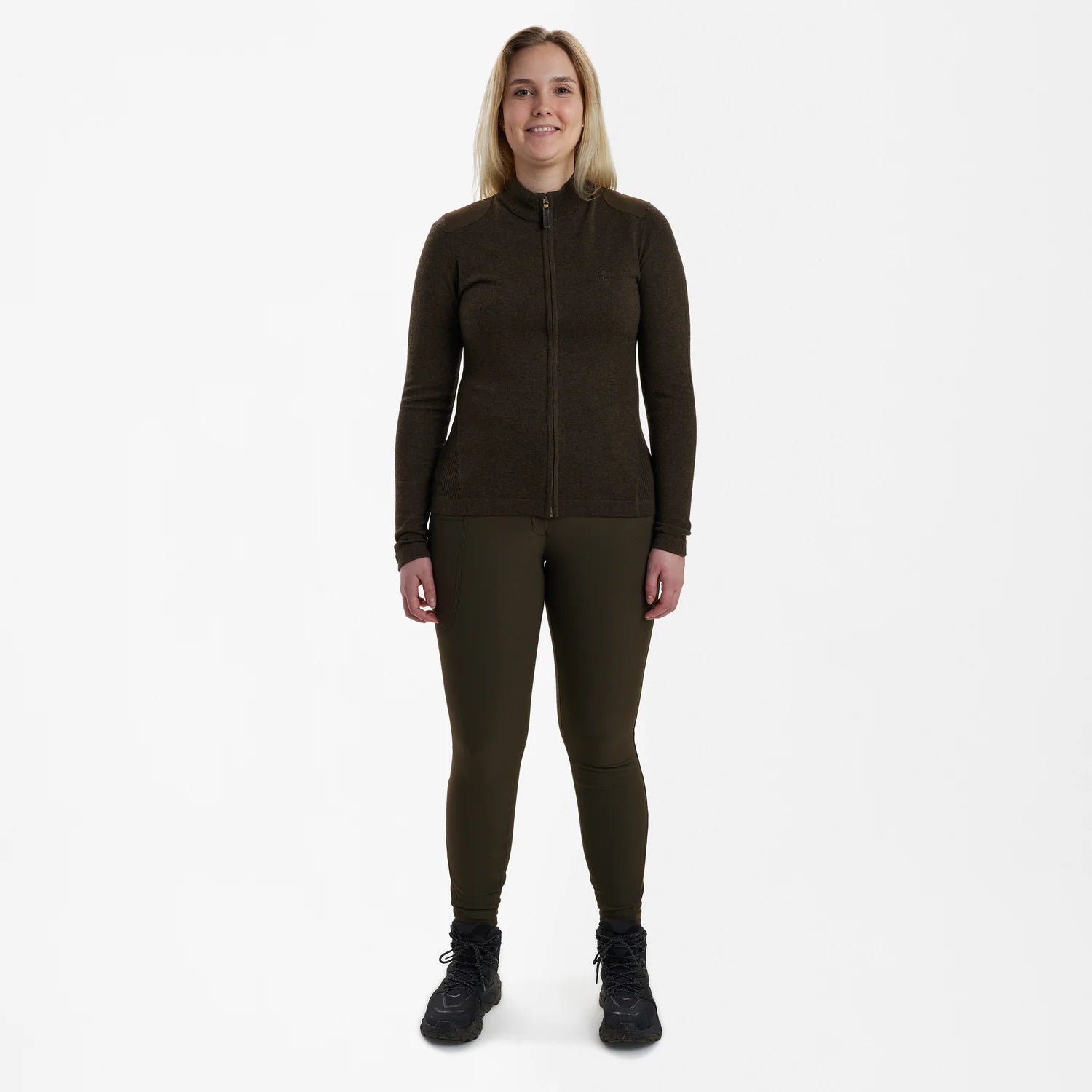 Lady Darlington Stickad Cardigan - Dark Elm - modell framifrån