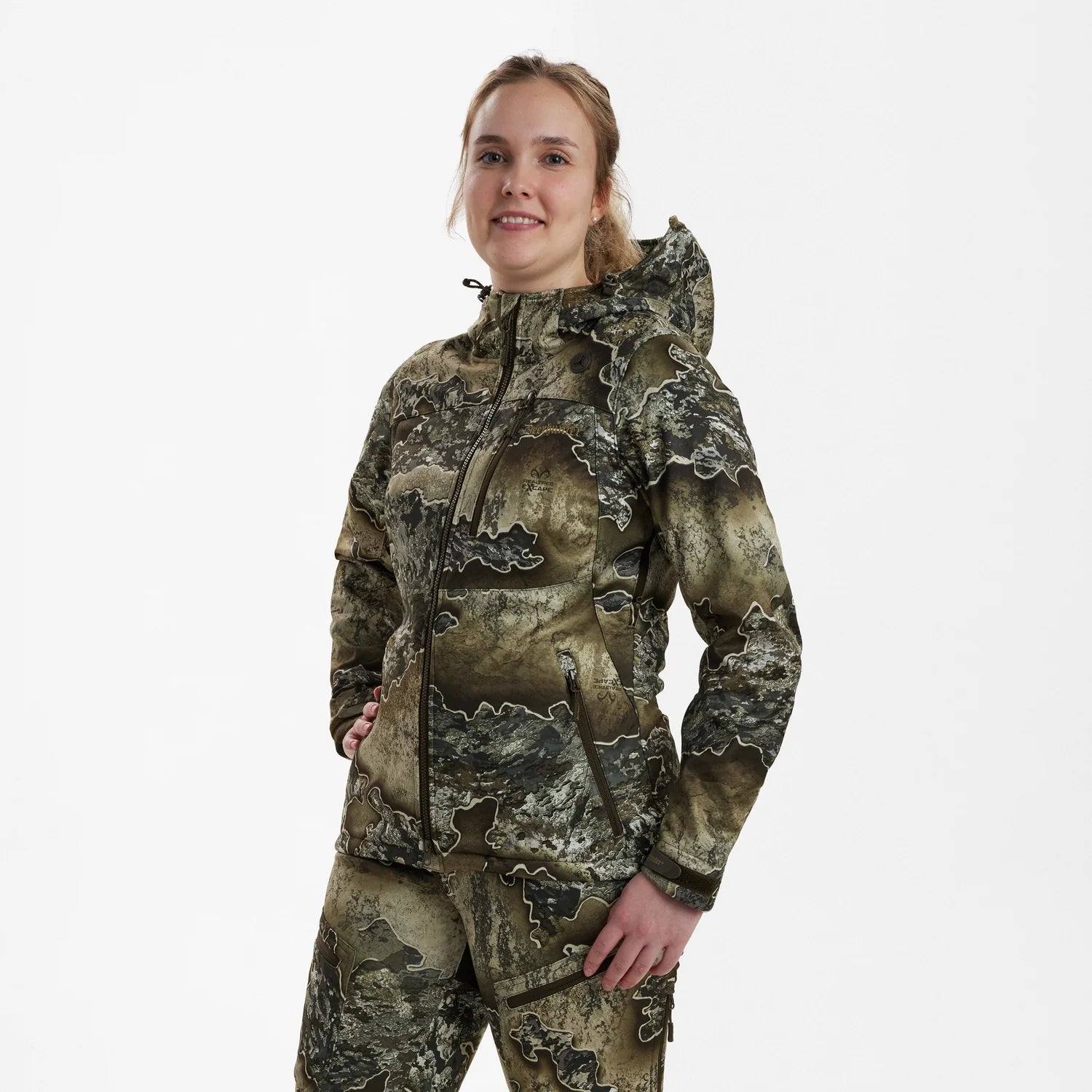 Lady Excape Softshell-jacka - REALTREE EXCAPE™ - modell framifrån