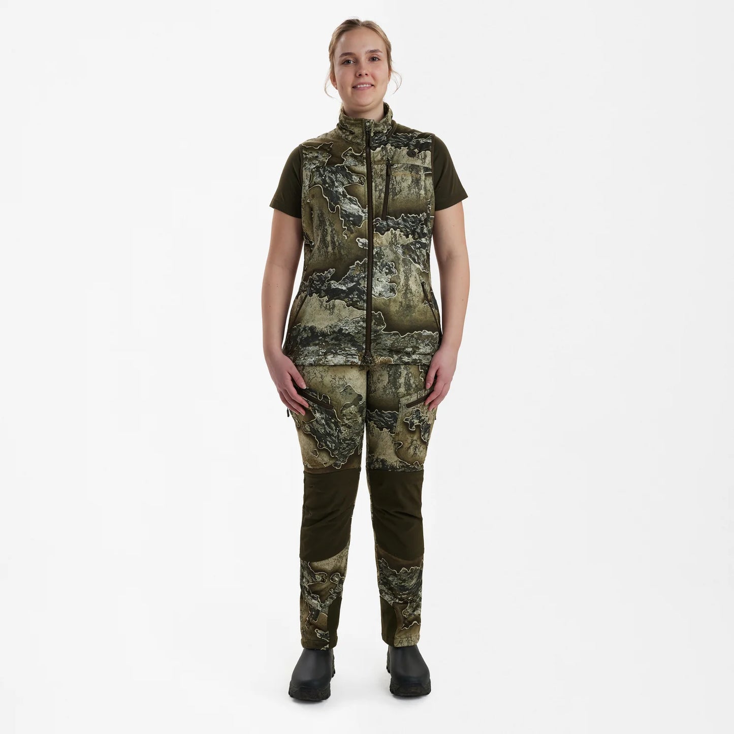 Lady Excape Softshell-väst - REALTREE EXCAPE™ - modell framifrån