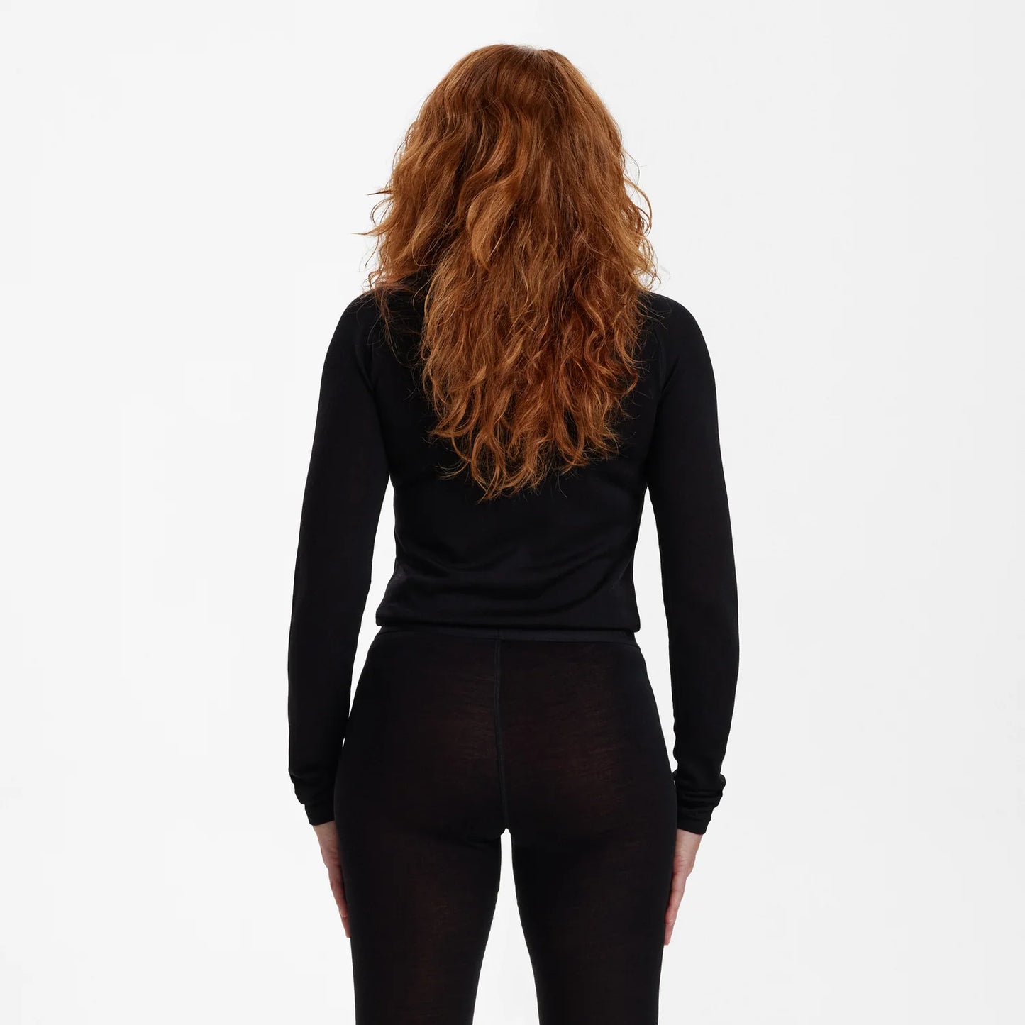 Lady Quinn merinoleggings - Black Oak - modell bakifrån