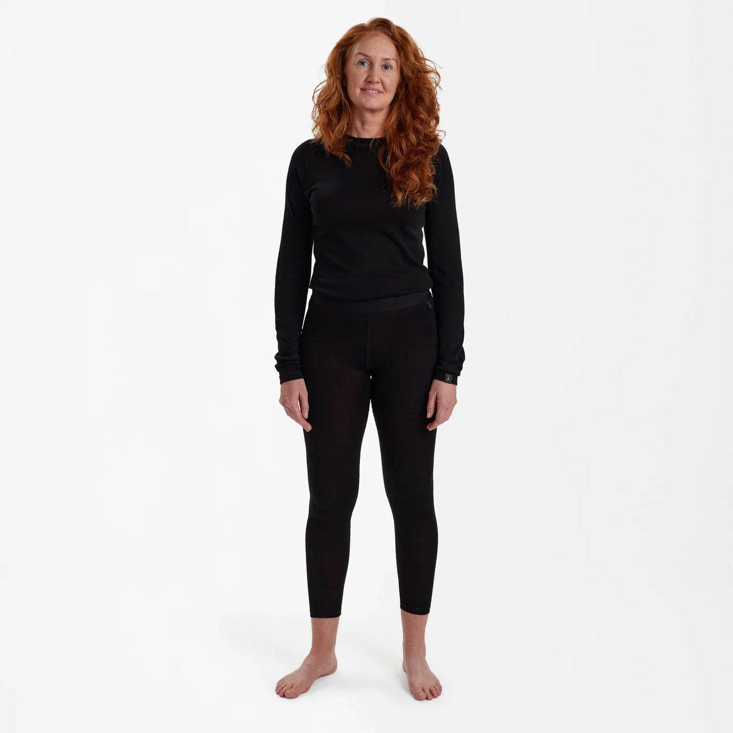 Lady Quinn merinoleggings - Black Oak - modell framifrån