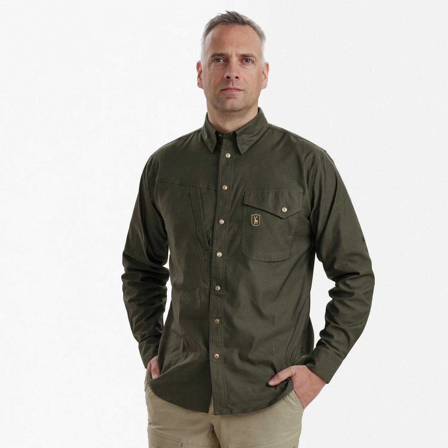Matobo Skjorta - Forest Green - modell framifrån