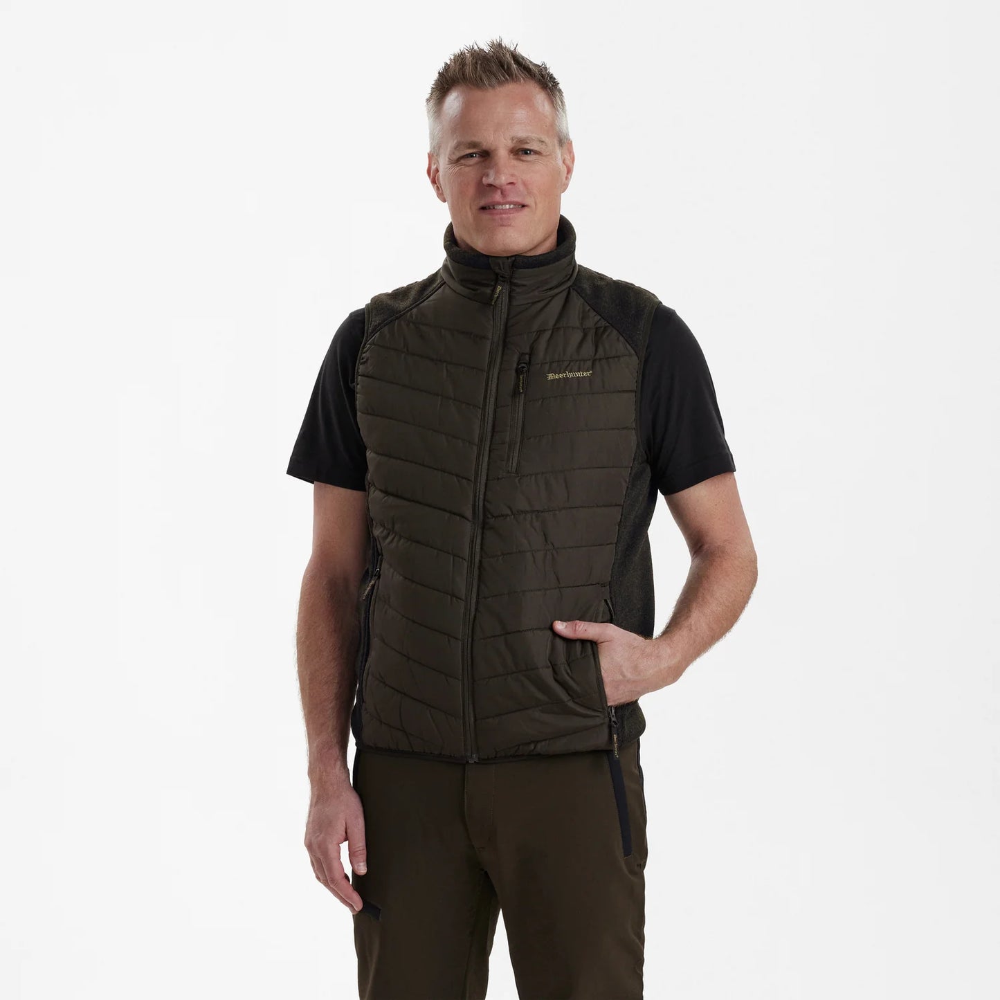 Moor Vadderad Väst med stickning - Brown Leaf - modell framifrån