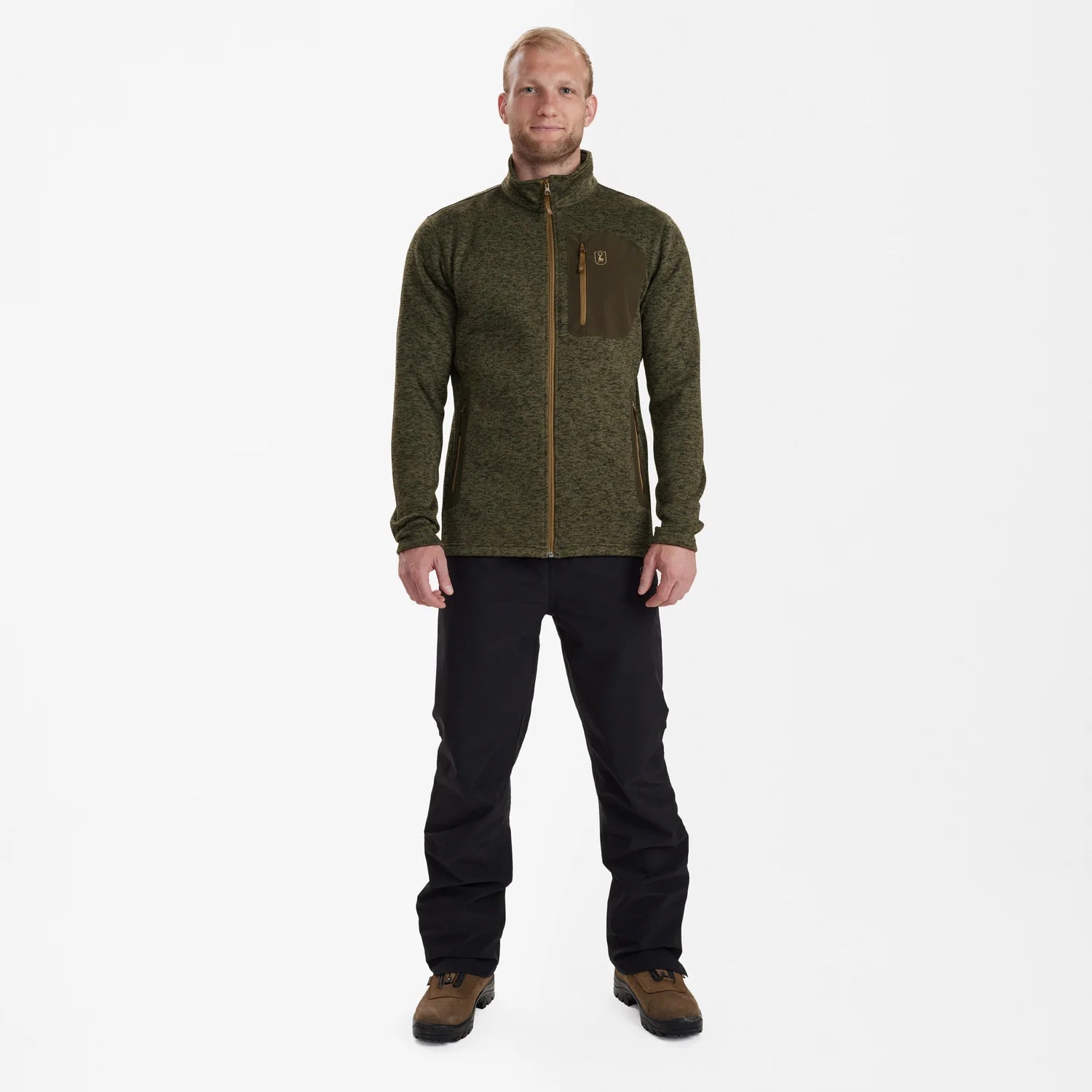 Sarek Stickad Jacka - Olive Night melange - modell framifrån