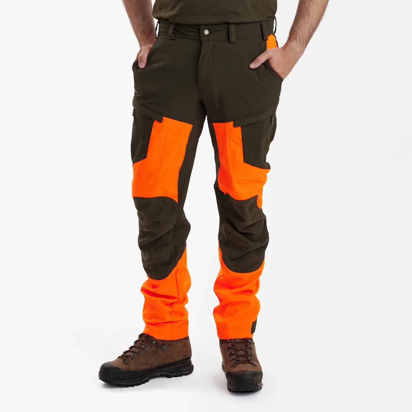 Strike Extreme Byxor - Orange - modell framifrån